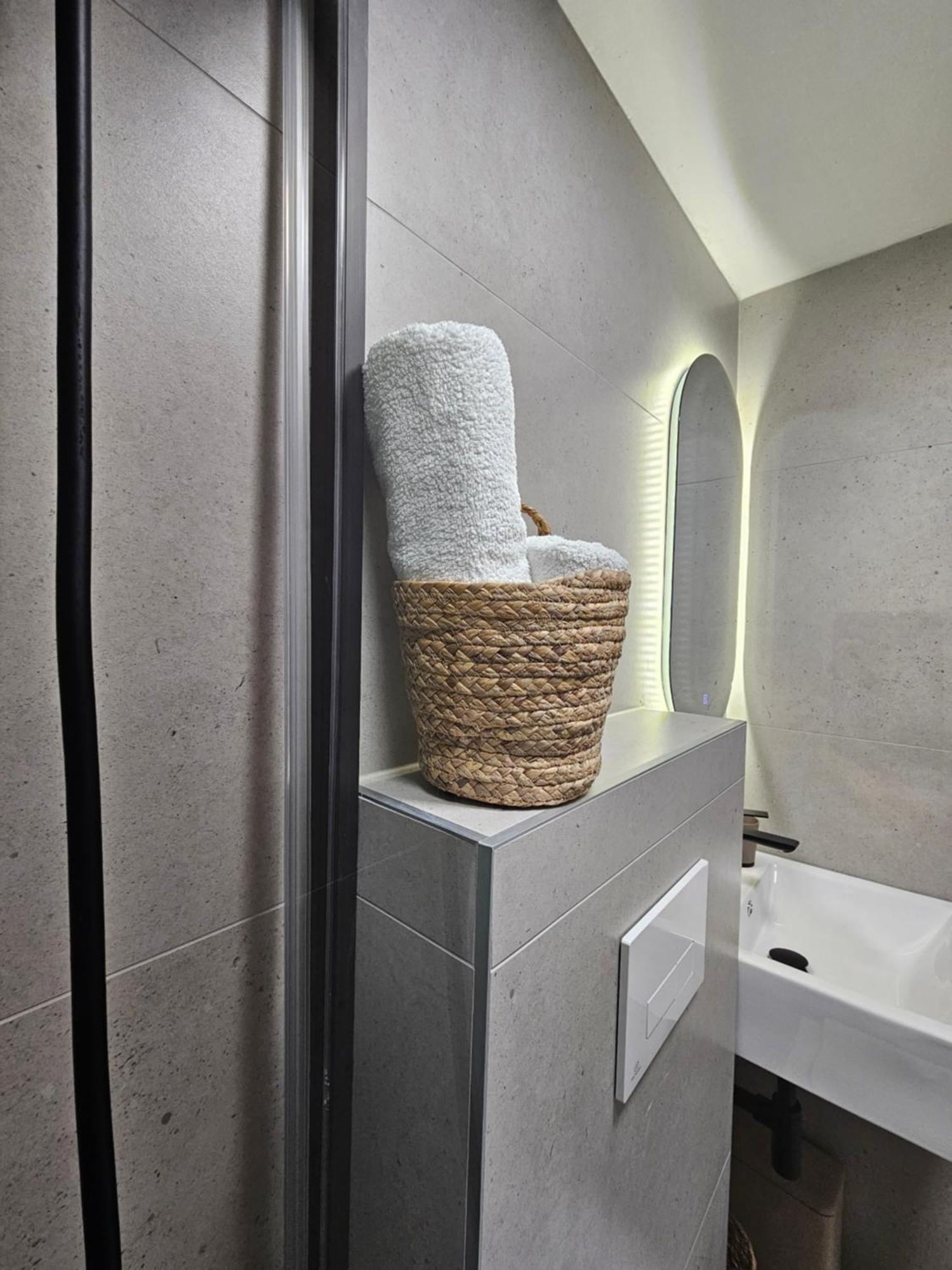 Lendas Studio Apartment Baška Voda Eksteriør bilde