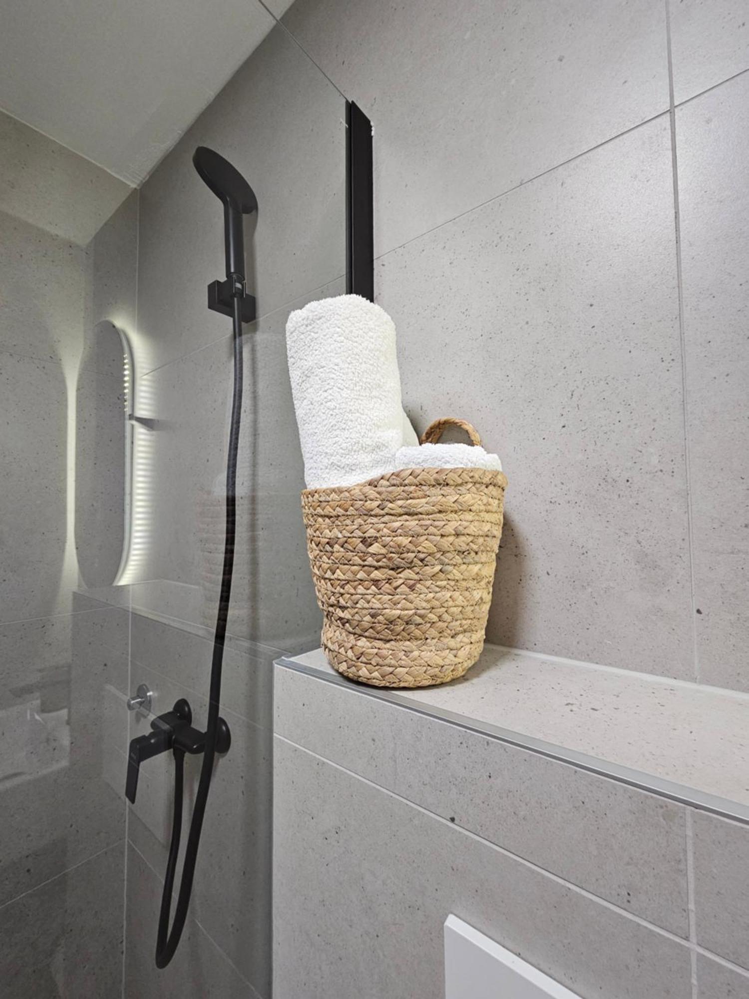 Lendas Studio Apartment Baška Voda Eksteriør bilde